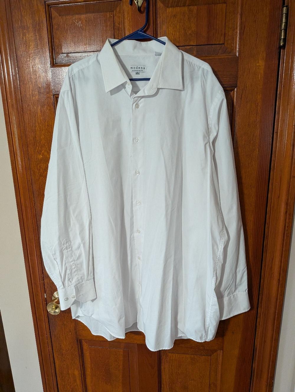 Modena Men's Classic White Dress Shirt